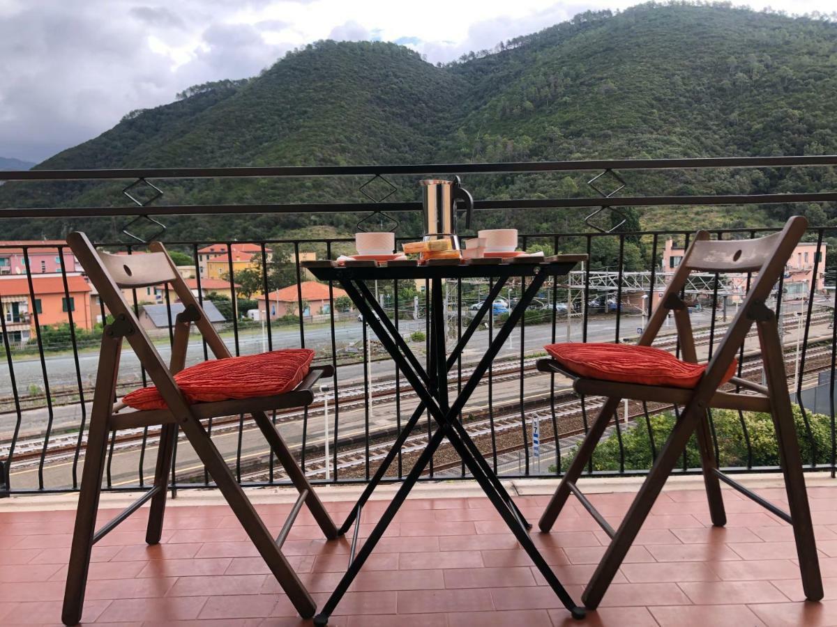 Appartamento A Spasso Nel Tempo Deiva Marina Bagian luar foto